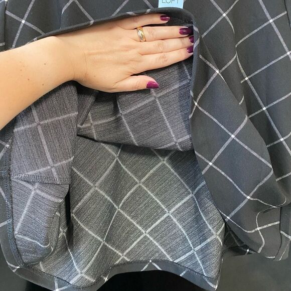 NWT LOFT Soft Knit Windowpane Plaid Flippy Skirt, Size SP - Picture 6 of 6